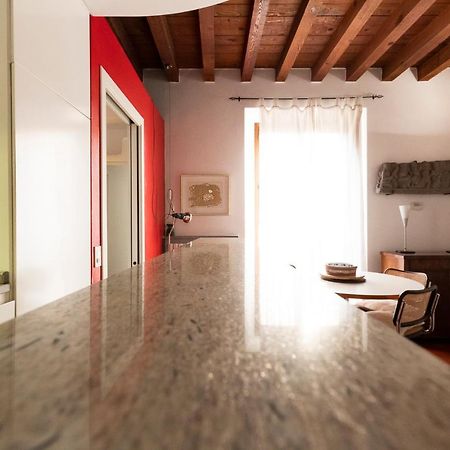 Anfiteatro Apartment In Brera Milan Extérieur photo